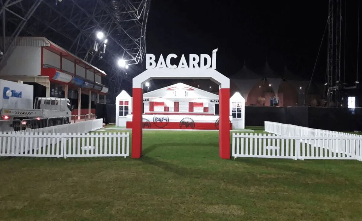 Bacardí festival entrance at night